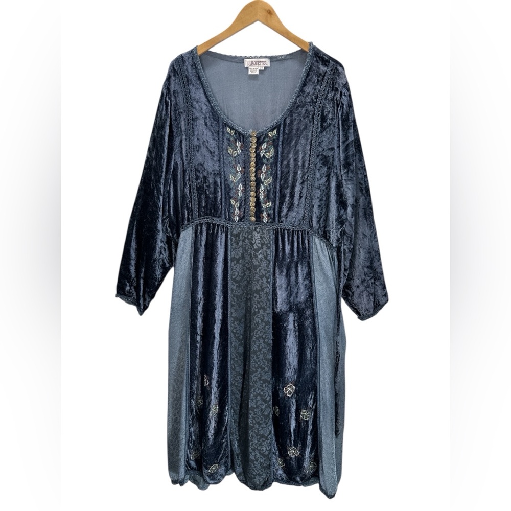 Vintage Silhouettes Blue Velvet Dress Renaissance Boho Fairy Grunge Witchy Flaws